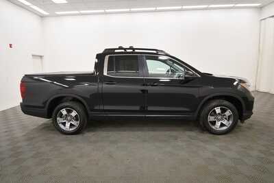 2025 Honda Ridgeline, $36495. Photo 8