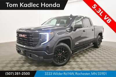 2024 GMC 1500 Crew Cab, $43445. Photo 1