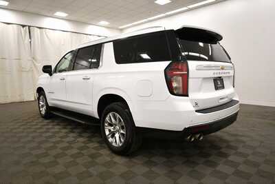 2023 Chevrolet Suburban, $43999. Photo 5