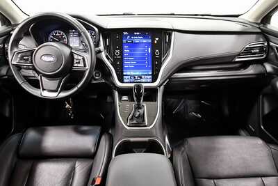 2021 Subaru Outback, $24995. Photo 3