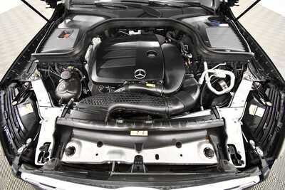 2022 Mercedes-Benz GLC-Class, $29499. Photo 12