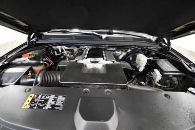 2018 Cadillac Escalade ESV, $27995. Photo 12