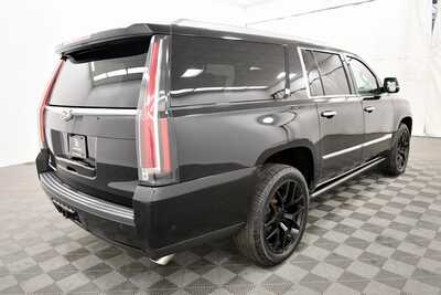 2018 Cadillac Escalade ESV, $27995. Photo 8
