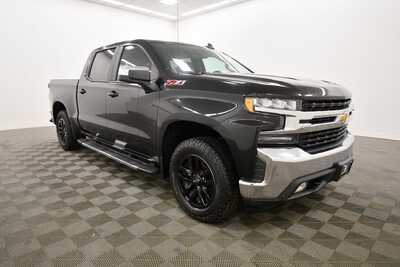 2020 Chevrolet 1500 Crew Cab, $29495. Photo 10