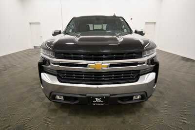 2020 Chevrolet 1500 Crew Cab, $29495. Photo 11