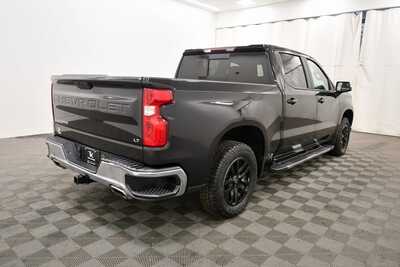 2020 Chevrolet 1500 Crew Cab, $29495. Photo 8