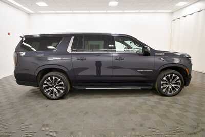 2025 Chevrolet Suburban, $83995. Photo 9