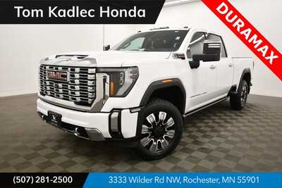 2024 GMC 2500 Crew Cab, $68995. Photo 1