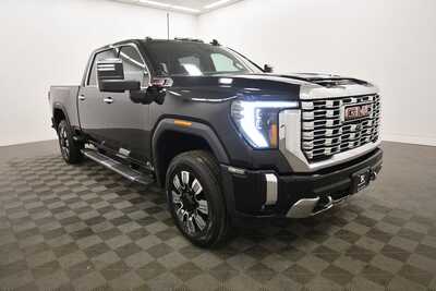 2024 GMC 2500 Crew Cab, $67299. Photo 10