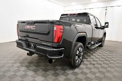2024 GMC 2500 Crew Cab, $67299. Photo 8