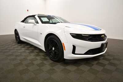 2022 Chevrolet Camaro, $25250. Photo 10