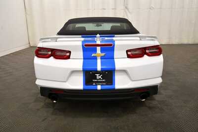 2022 Chevrolet Camaro, $25250. Photo 6