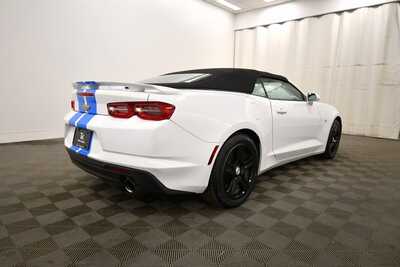 2022 Chevrolet Camaro, $25250. Photo 8