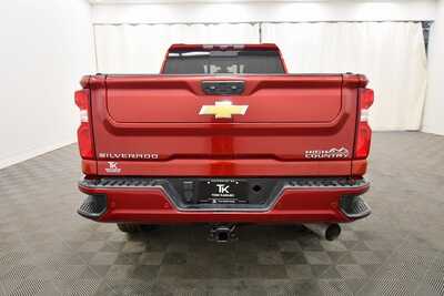 2022 Chevrolet 3500 Crew Cab, $55690. Photo 6