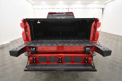 2022 Chevrolet 3500 Crew Cab, $55690. Photo 7
