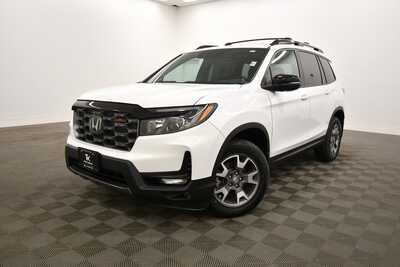 2022 Honda Passport, $29995. Photo 2