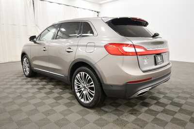 2016 Lincoln MKX, $13856. Photo 5