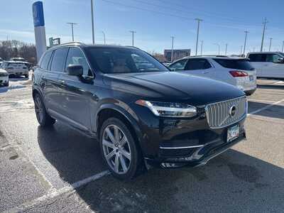 2017 Volvo XC90, $18795. Photo 2
