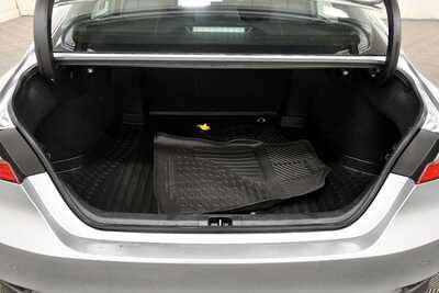 2022 Toyota Camry, $17995. Photo 7