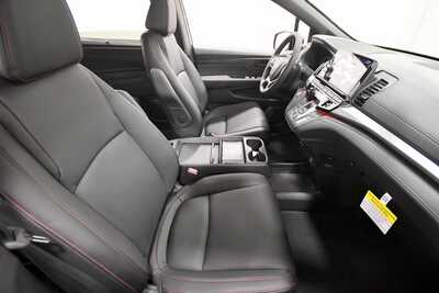 2026 Honda Odyssey, $43699. Photo 12