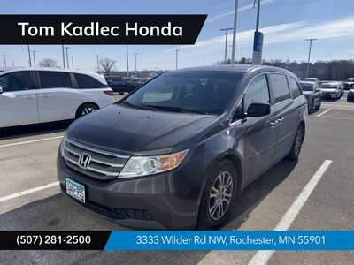 2012 Honda Odyssey, $9999. Photo 1