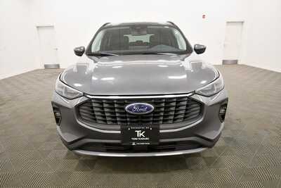 2025 Ford Escape, $27249. Photo 11