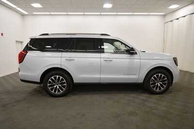 2025 Ford Expedition, $72995. Photo 10
