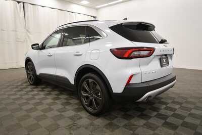 2025 Ford Escape, $29795. Photo 5