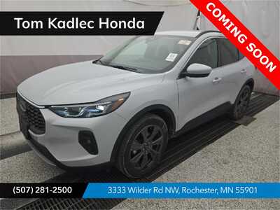 2025 Ford Escape, $30999. Photo 1