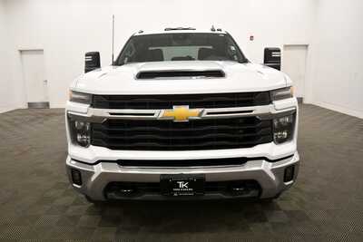 2024 Chevrolet 2500 Crew Cab, $57995. Photo 11