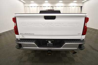 2024 Chevrolet 2500 Crew Cab, $57995. Photo 6