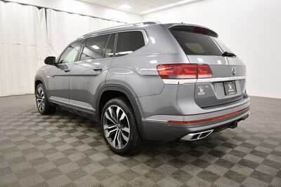 2023 Volkswagen Atlas, $36295. Photo 4
