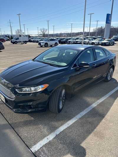 2014 Ford Fusion, $7995. Photo 2