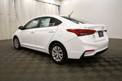 2022 Hyundai Accent, $14995. Photo 5