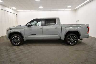 2024 Toyota Tundra Crew Cab, $55295. Photo 4