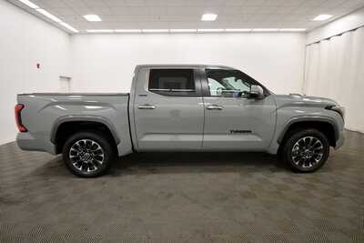 2024 Toyota Tundra Crew Cab, $55295. Photo 9