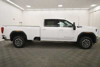 2024 GMC 3500 Crew Cab, $50999. Photo 8
