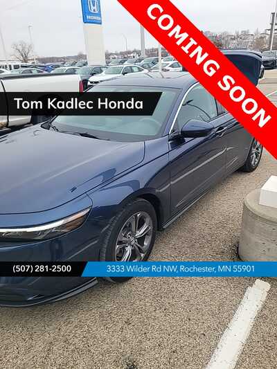 2023 Honda Accord, $25215. Photo 1