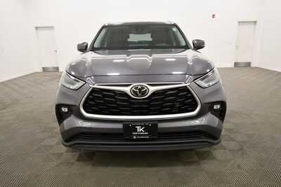 2022 Toyota Highlander, $36499. Photo 8