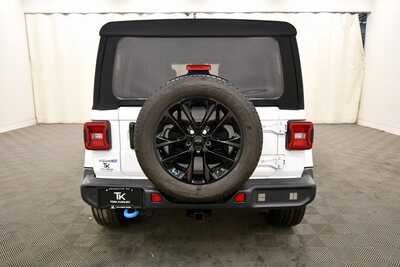 2022 Jeep Wrangler Unlimited, $26881. Photo 6