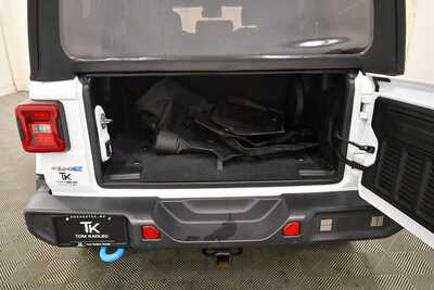 2022 Jeep Wrangler Unlimited, $26881. Photo 7