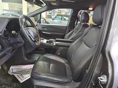 2022 Toyota Sienna, $39999. Photo 3