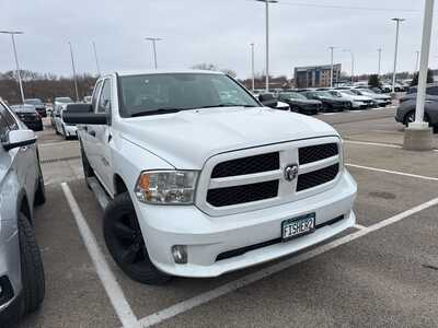 2015 RAM 1500 Crew Cab, $15795. Photo 2