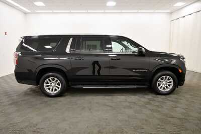 2021 Chevrolet Suburban, $40895. Photo 9