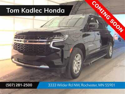 2021 Chevrolet Suburban, $41595. Photo 1