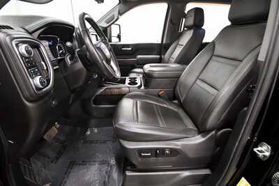 2020 GMC 3500 Crew Cab, $61795. Photo 12