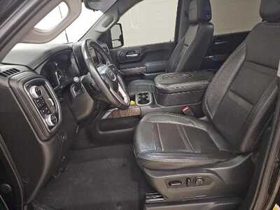 2020 GMC 3500 Crew Cab, $61995. Photo 3