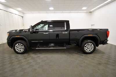 2020 GMC 3500 Crew Cab, $61795. Photo 4