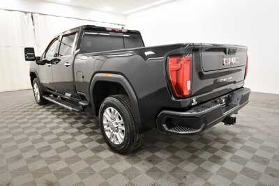 2020 GMC 3500 Crew Cab, $61795. Photo 5