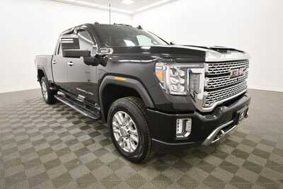 2020 GMC 3500 Crew Cab, $61795. Photo 9